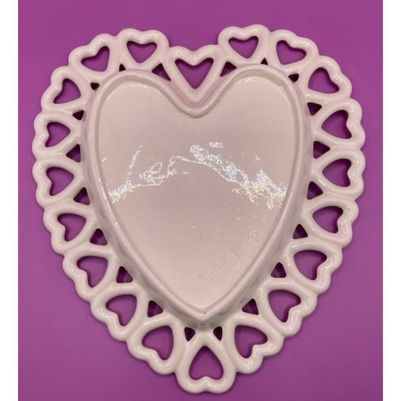 Vintage Handmade Signed Cherub Heart-Shaped Decorative Ceramic Dishes- Set of 2 - Picture 5 of 15